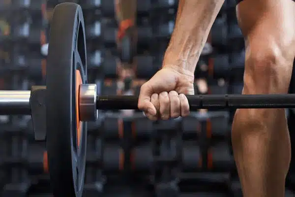Comment passer à basic fit à 14 ans : guide pour les adolescents
