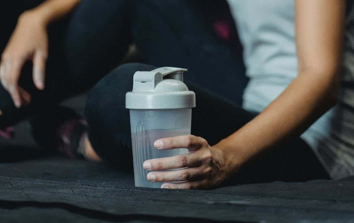 Tout savoir sur l’importance de l’hydratation pour optimiser votre pratique sportive