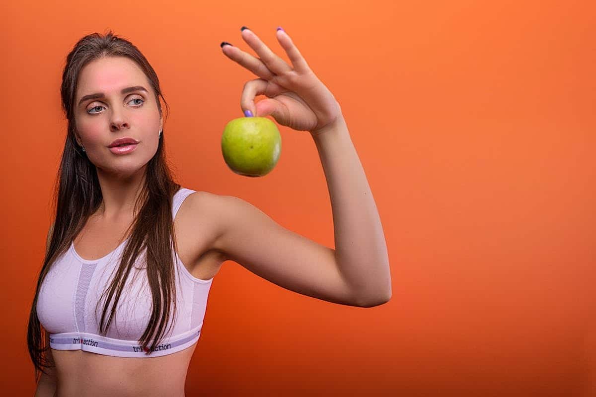 Prévenir les blessures sportives grâce à une alimentation équilibrée : les clés pour rester performant