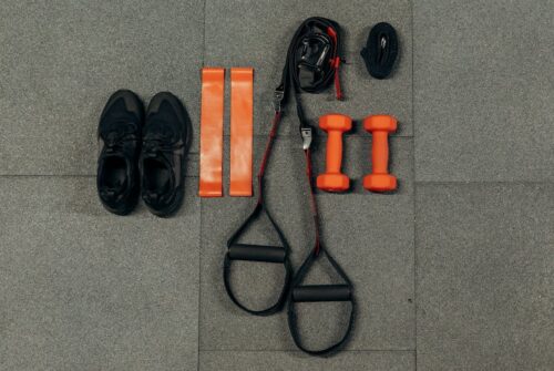 Améliorez vos performances sportives avec ces accessoires essentiels pour un entraînement optimal